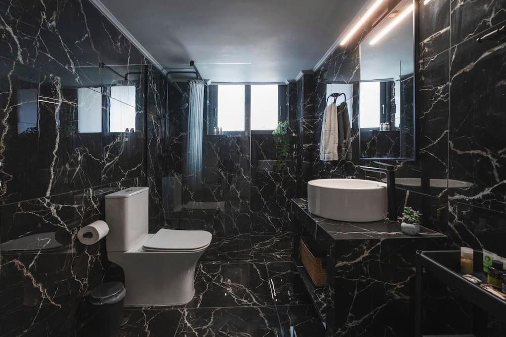 Beautiful Apt In Glyfada Center, Papandreou Street Athén Kültér fotó